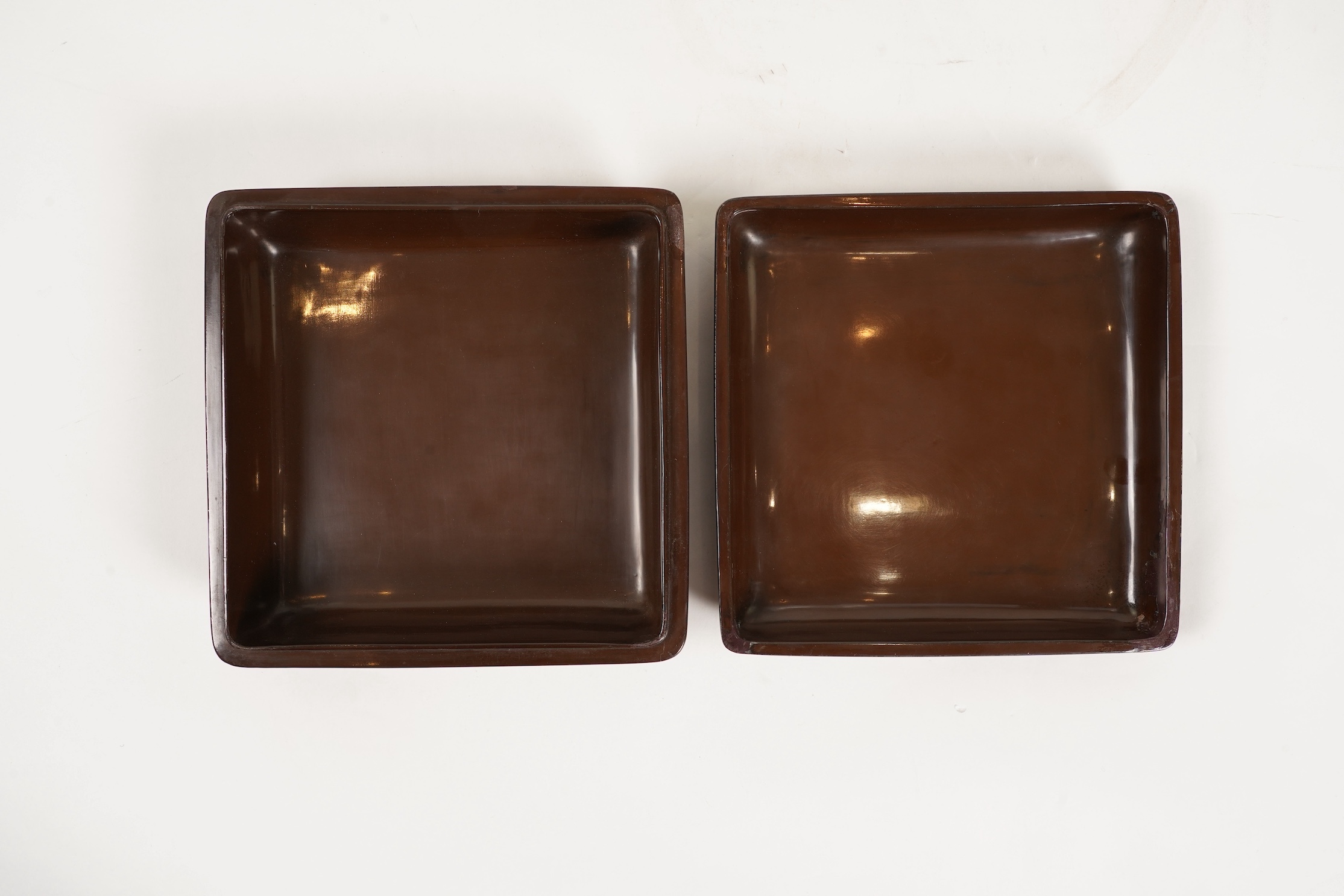 A Chinese tixi lacquer square box and cover, 17th/18th century